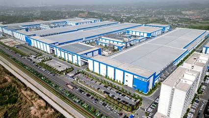 宜昌楚能三號(hào)工廠產(chǎn)品正式量產(chǎn)下線 標(biāo)志項(xiàng)目一期全面建成量產(chǎn)